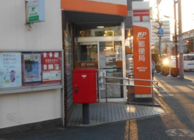 カーサ・プリモの周辺