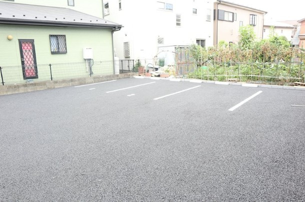 South　nisaの駐車場