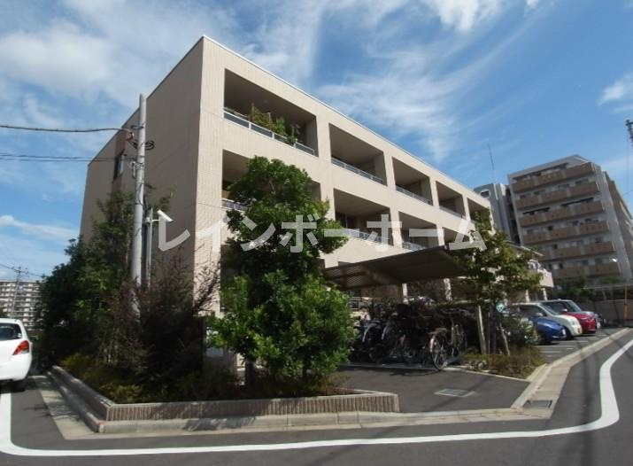 ハイブリッジ・ソシアⅢの外観