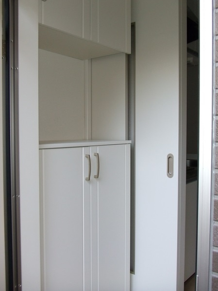 マイフラットの玄関|別部屋の写真です