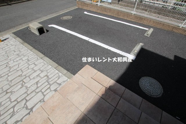 モン・リヴィエールの駐車場