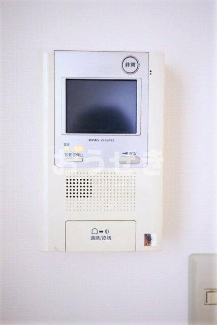 コスモ横浜吉野町のセキュリティ|モニター付オートロック
