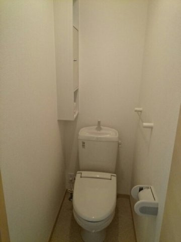 モデッサのトイレ