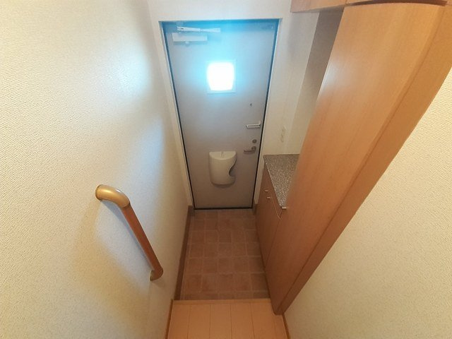 フォレスタの玄関