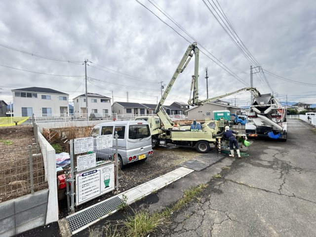 新築　高崎市箕郷町上芝第９　クレイドルガーデン　１号棟の駐車場|現地写真　駐車スペースは並列2台分可能です！
