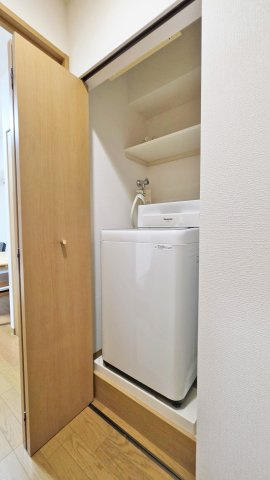 スカイコート三越前壱番館の設備|洗濯機置場