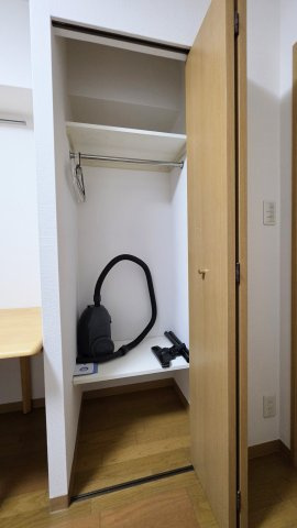 スカイコート三越前壱番館の収納|クロゼット