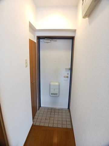 カーサ・デ・ナカスジの玄関