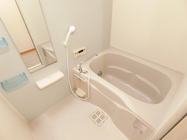 クレメントＳの浴室