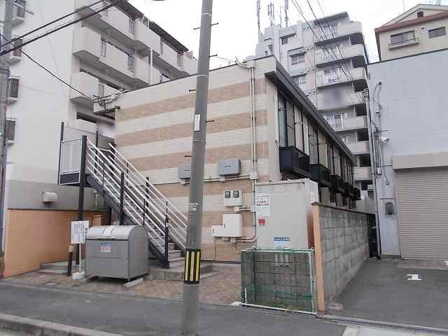 レオパレスアルカディアの外観