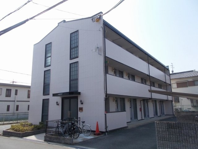 レオパレスフェリスの外観