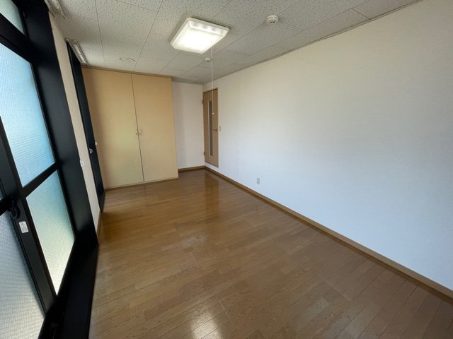 レオパレスフェリスの寝室