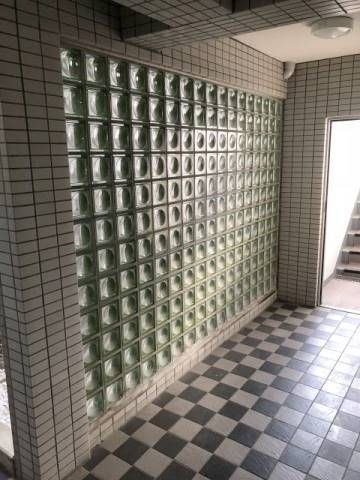 ジョイフルお花茶屋のエントランス