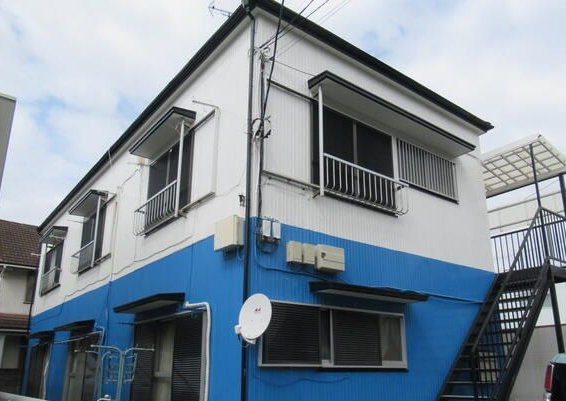 十日市場守屋ハイツの外観