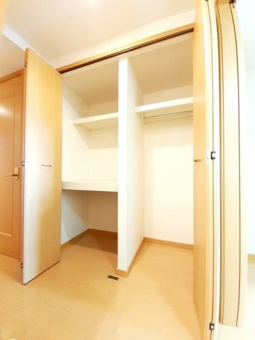 今治セレンディップビルの収納