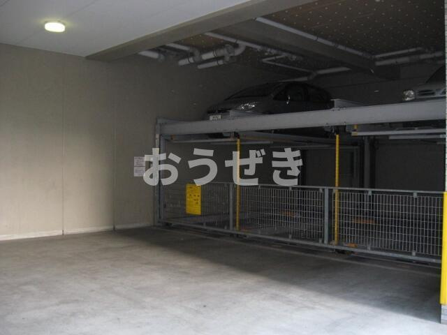 リヴァージュ　ユイット　神奈川の駐車場