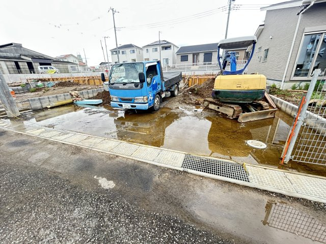 新築　高崎市箕郷町上芝第９　クレイドルガーデン　3号棟の駐車場|現地写真　駐車スペースは並列2台分可能です！
