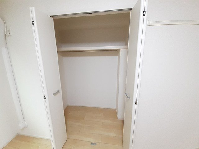 アドラブール城栄の収納