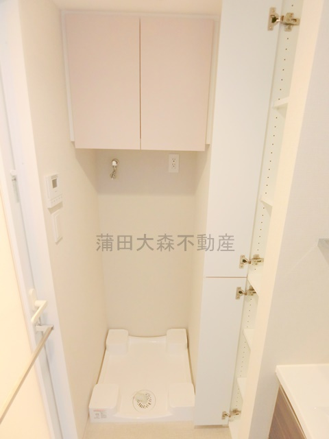 コンフォリア・リヴ大森西の設備|室内洗濯機置き場