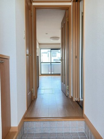 エバーグリーン本宿の玄関