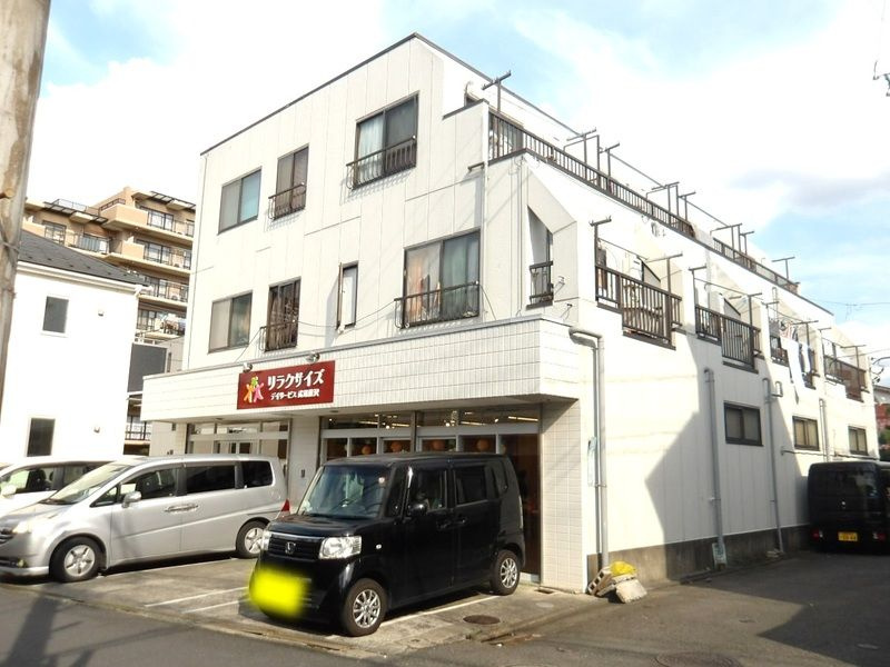 入間市東藤沢７丁目の賃貸マンションの外観