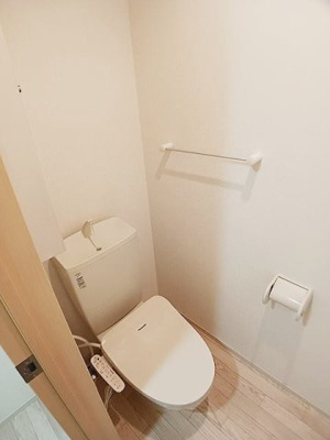 【トイレ】 | サニー・グローブ | コンパクトで使いやすいトイレです
