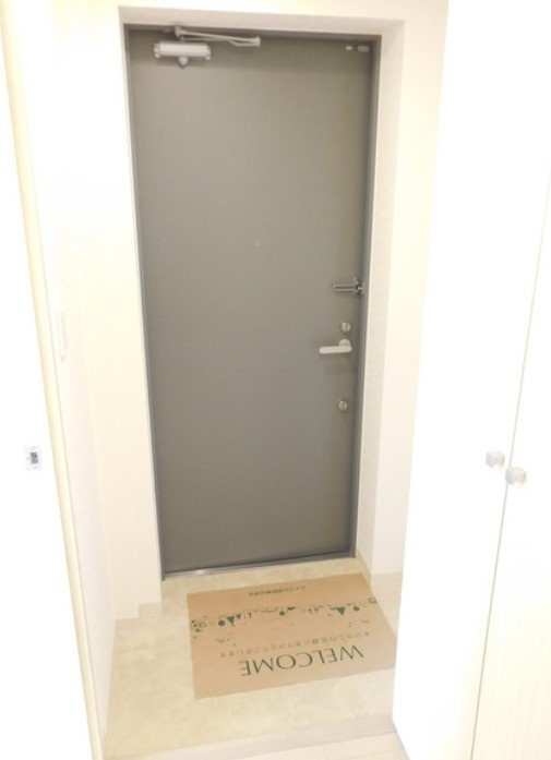 タック高砂の玄関