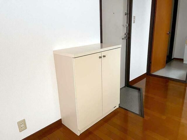 タクマビルの玄関