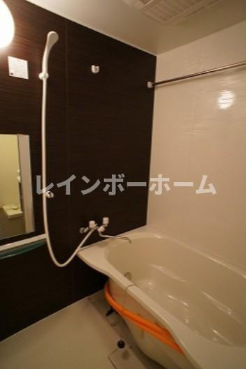 リブリ・華の浴室