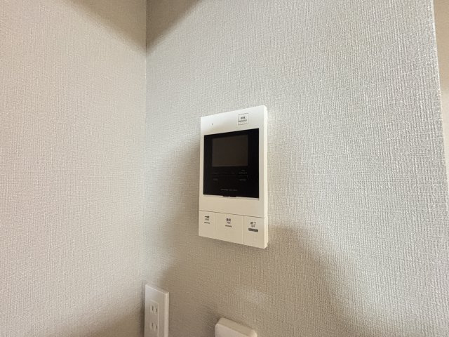 安心のモニター付きインターホン★