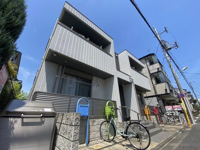 Alphonseの外観