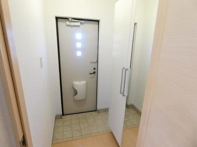 マーシュ　ディアコートの玄関