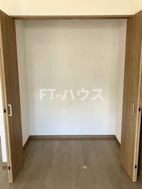 浪花町戸建の収納
