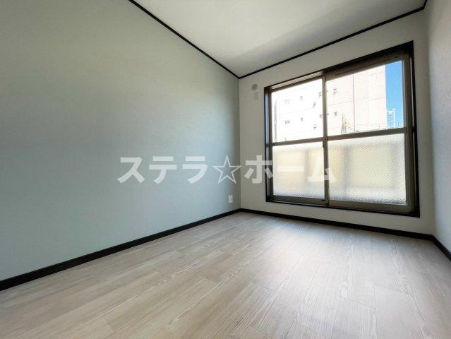 木川東1 中古戸建の洋室|明るい洋室です