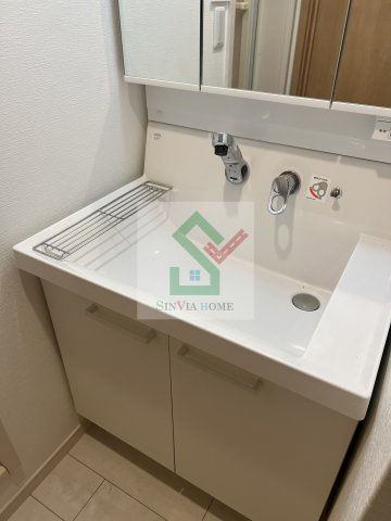フォルテッツァトコロザワの独立洗面台