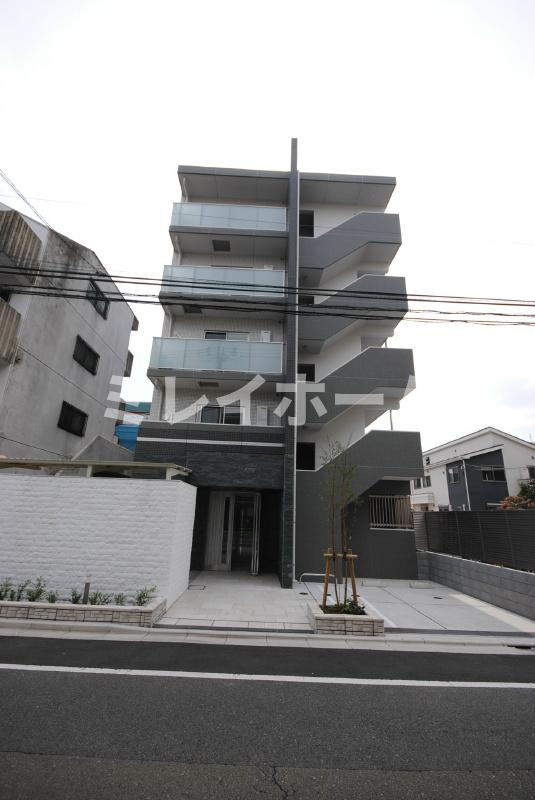 アリシアコート多摩川の外観