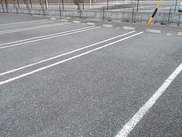 ブリッサｂの駐車場