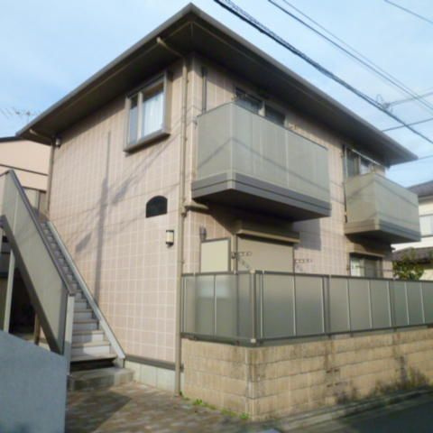 三鷹市上連雀３丁目のアパートの外観