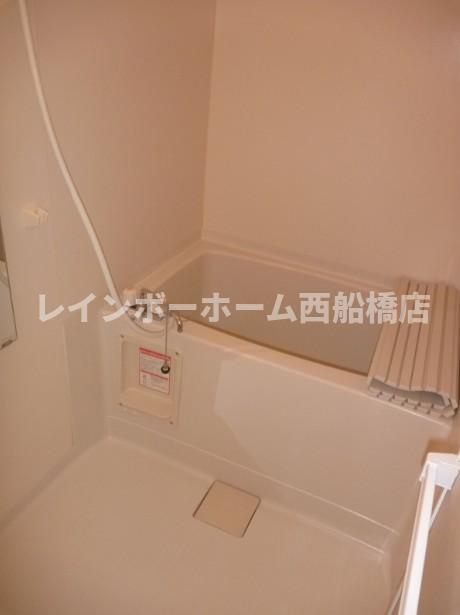 プティ セナの浴室