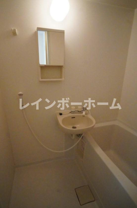 あすなろ4棟の浴室