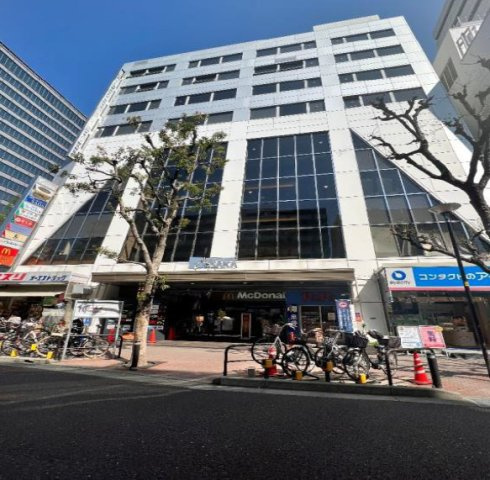 吹田市豊津町の店舗事務所の外観