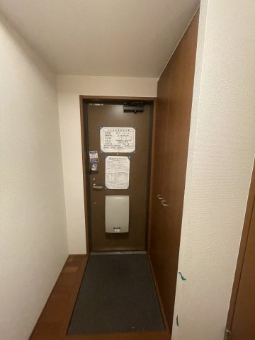 メゾンウッディーバレーの玄関