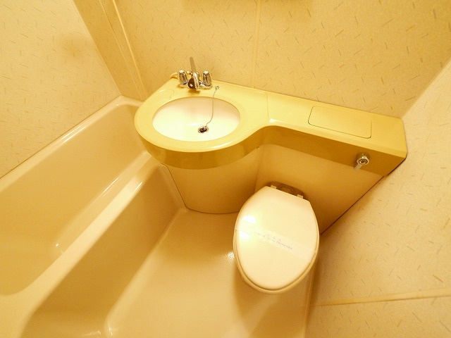 まあぁろ～ビルのトイレ|落ち着いた色調のトイレです