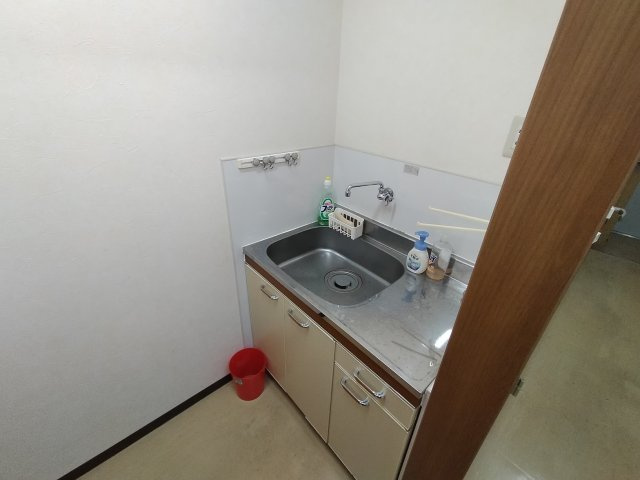 吹田市五月が丘南の店舗事務所