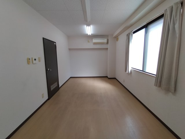 吹田市五月が丘南の店舗事務所