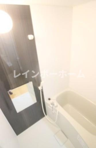 エルヴィータ舞浜の浴室|※別部屋参考写真です。
