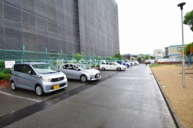 八尾市北久宝寺１丁目の賃貸マンションの駐車場