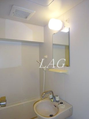 【浴室】 | スカイコート日本橋人形町第２ | お風呂です。