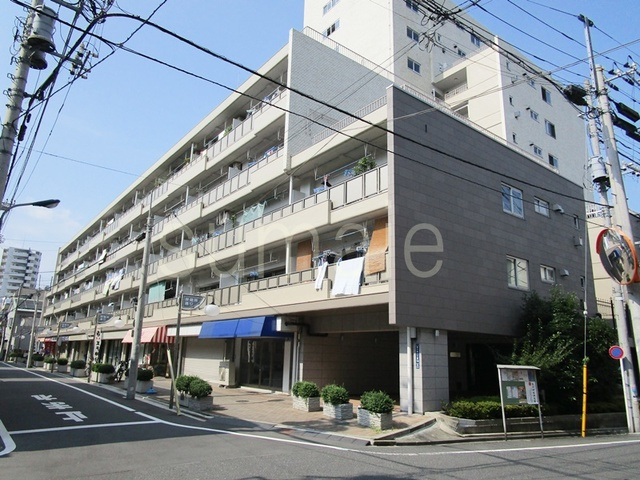 東十条ビル１号館の外観|綺麗な外観です☆