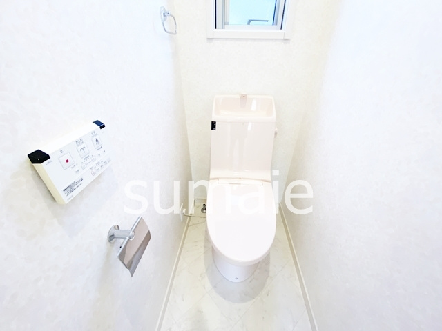 北小岩戸建のトイレ|★2階にもトイレあります★